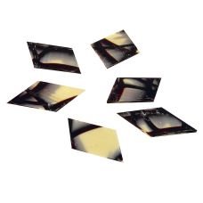Deko-Aufleger Jura Rhombus - Raute, weiße/dunkle Schokolade, 40x60mm, 770 g, 360 St